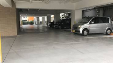 駐車場 / 20