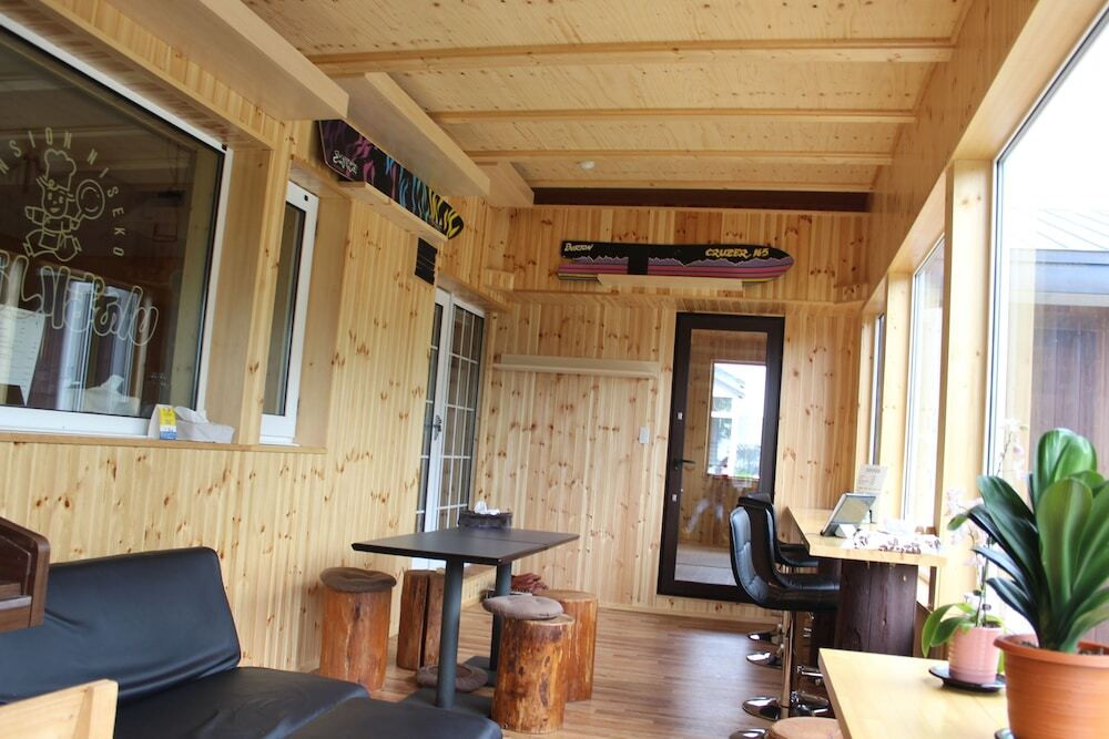 ロビーラウンジ