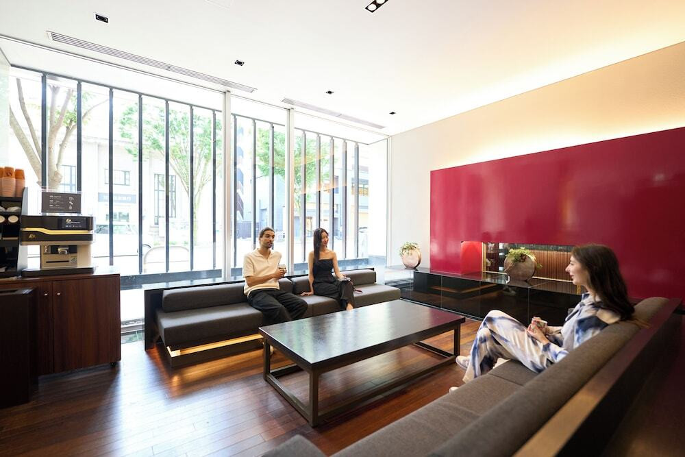 ロビーラウンジ