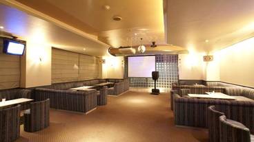 カラオケ ルーム / 12