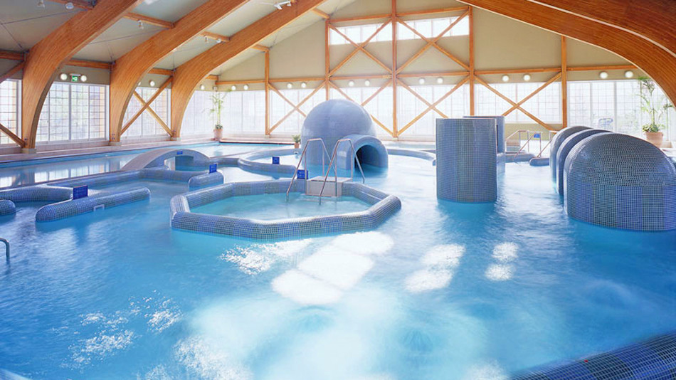 めずらしい源泉スパに凝り固まった身体も心もほぐれる3517622