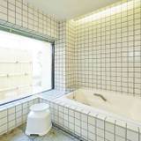 お部屋のバスルーム例(2) / 2