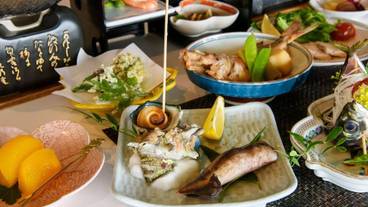 食事・飲み物 / 12