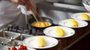 食事・飲み物 / 1