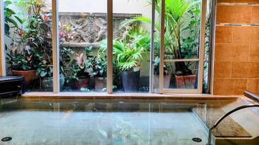 屋内スパ浴槽 / 3