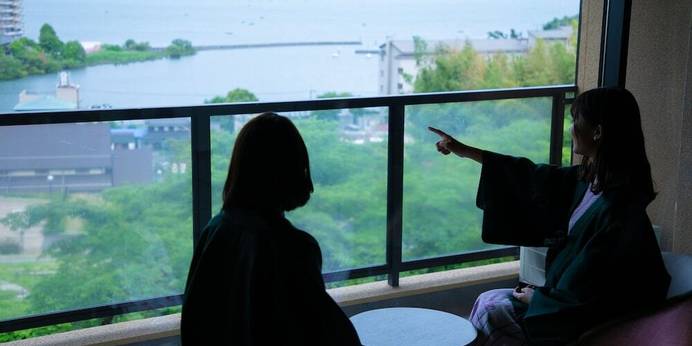 おごと温泉 びわ湖花街道(滋賀県 旅館) / 1