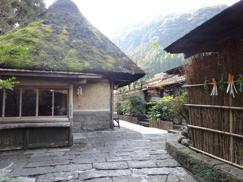 「忘れの里 雅叙苑」 外観 23442952