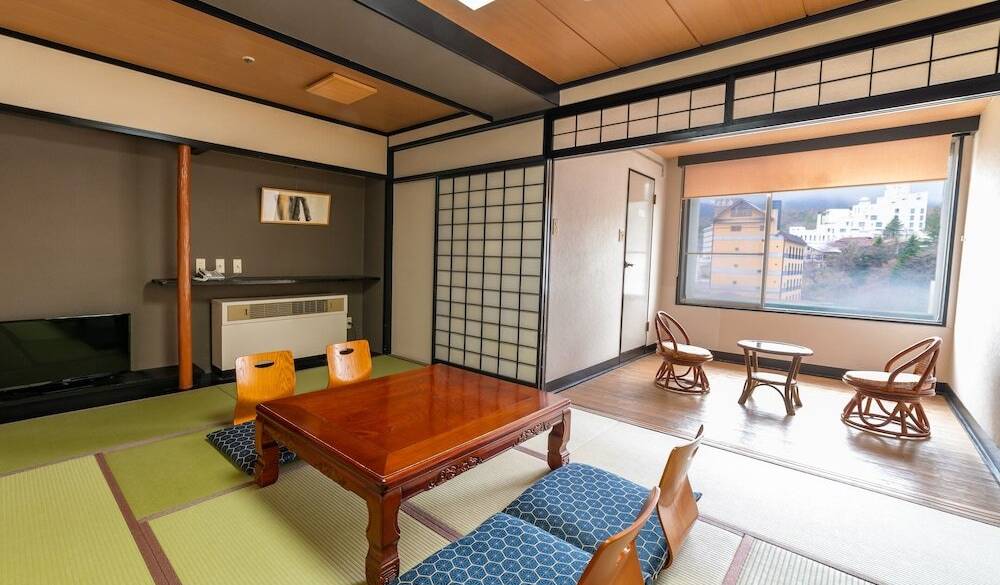 寛ぎのひととき
和室で羽を伸ばす / 4