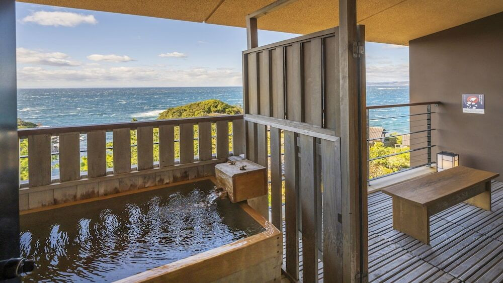 しっとりとした大人の時間が流れる4028067