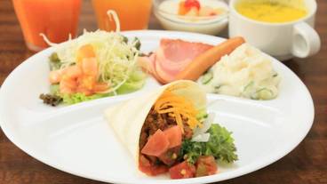 食事・飲み物 / 4