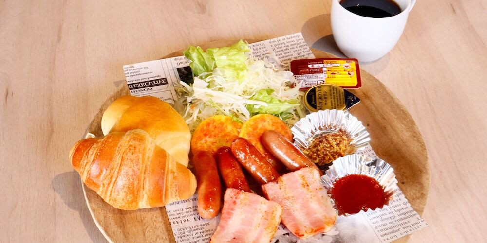 朝食