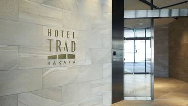 内部エントランス / 2