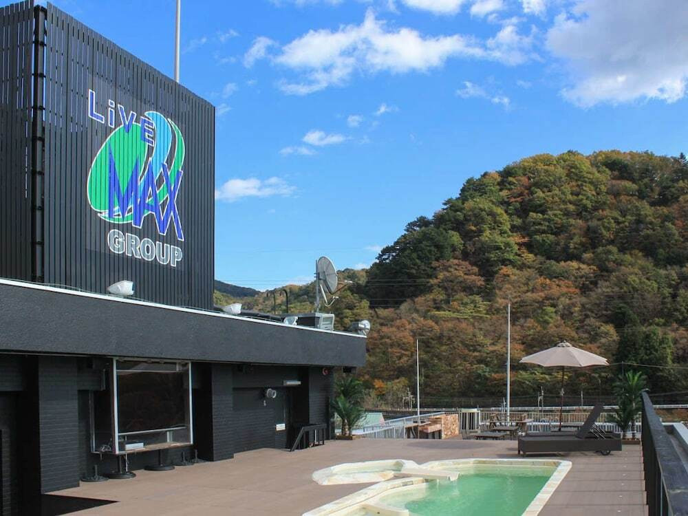 屋外プール