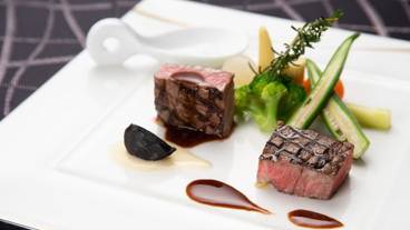 食事・飲み物 / 4