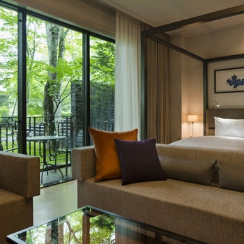 テラスで軽井沢の四季を感じながらのんびり3447452