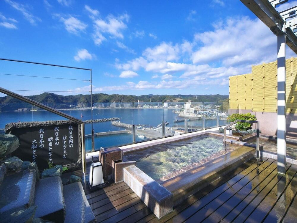 満ちてくる心の宿 吉夢（ミチテクルココロノヤド　キチム） / 1