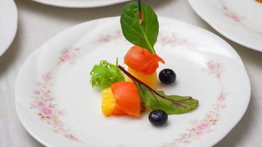 食事・飲み物 / 1