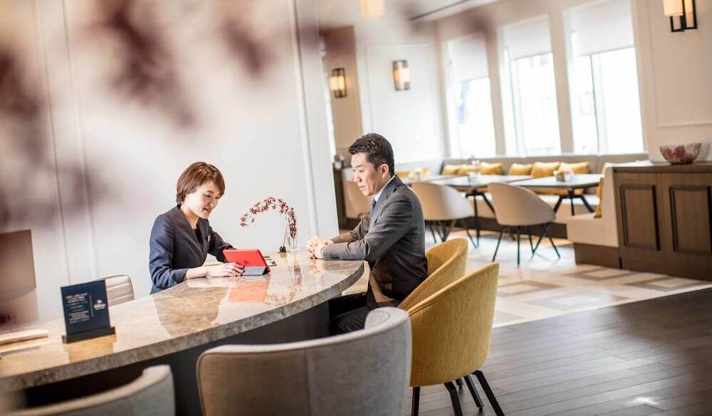 ラウンジにはスタッフが常駐 / 5