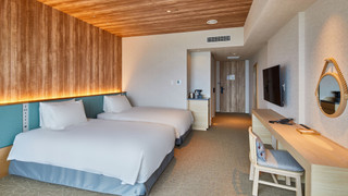 デラックスウィンドーシート (2名様利用) 禁煙