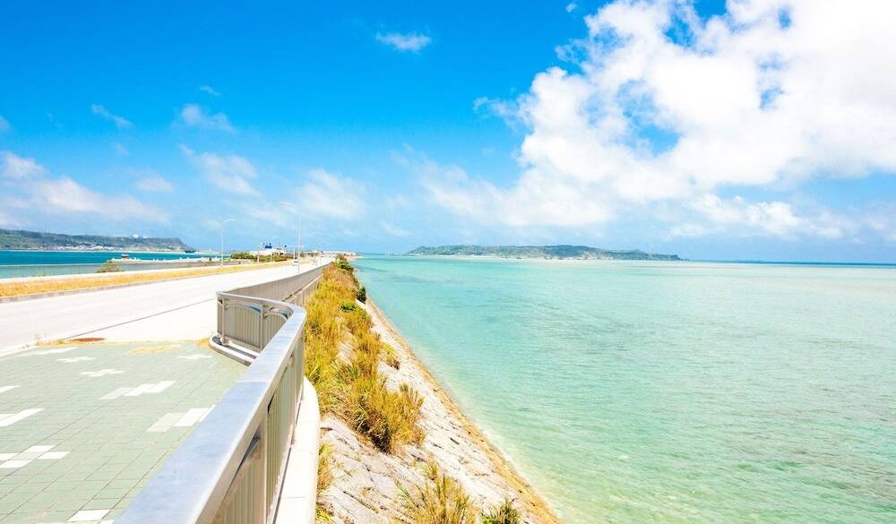 全長約4.7kmもある海中道路 / 1