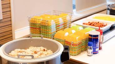 朝食スペース / 10