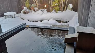 冬の客室露天風呂一例 / 7