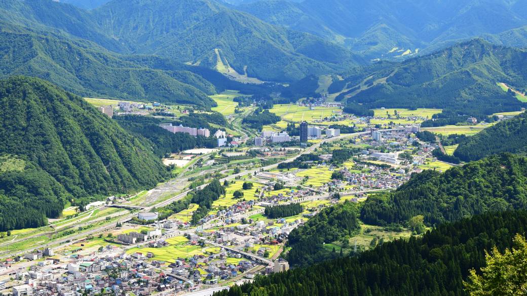 越後湯沢全景 / 1