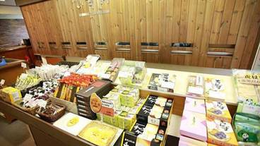 ギフト ショップ / 11