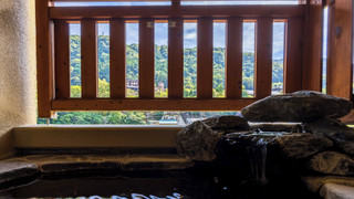 [喜咲] 川側 かけ流し露天風呂付和室 広々12.5帖 (48平米)