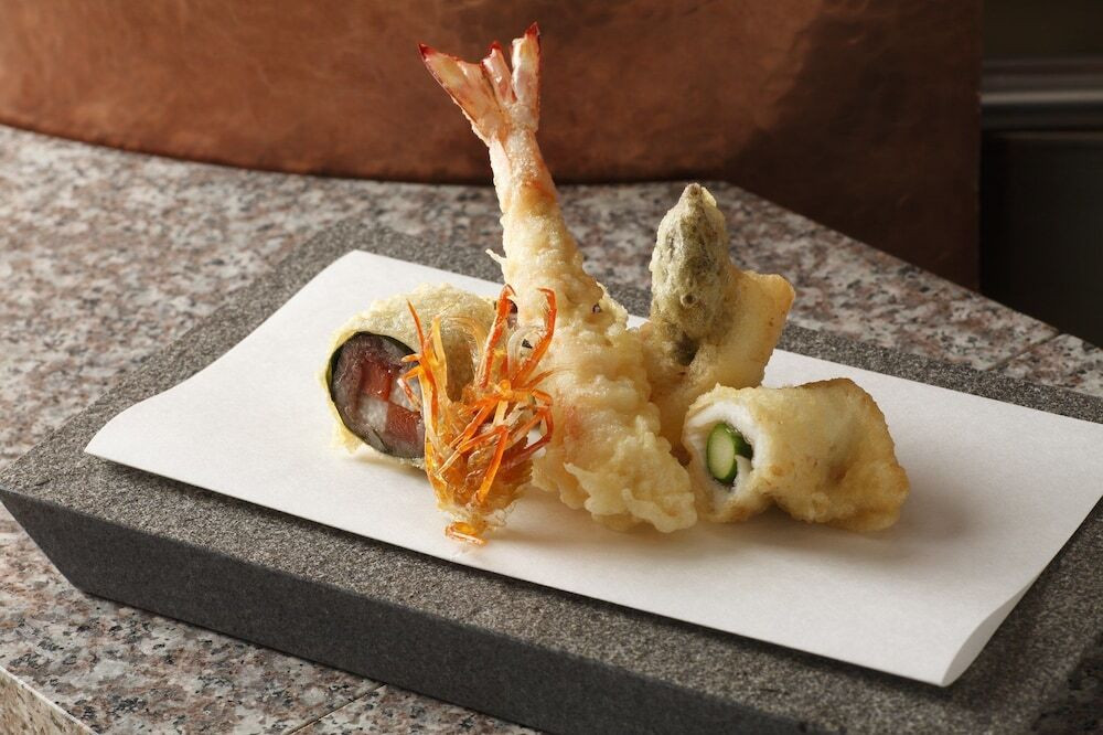 伝統と革新が光る大人のためのラグジュアリー空間3908084