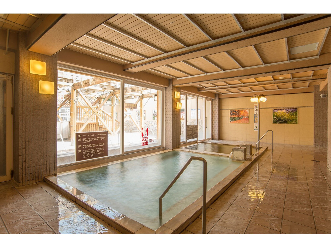 無料で入れる!近くのスパでのんびり温泉を満喫3967258