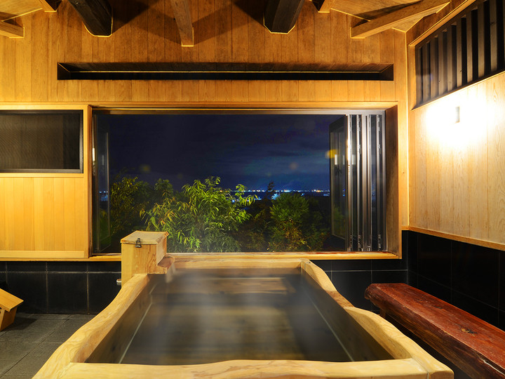 泊食分離で気楽に♪ 夜景も楽しめる温泉宿4060832