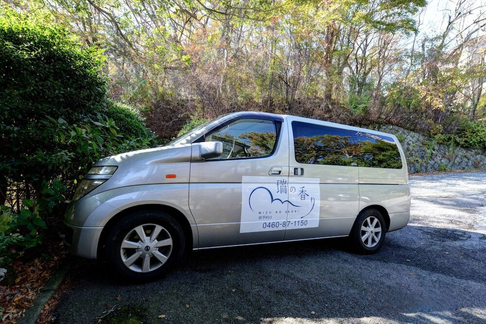 RV またはトラック用駐車場