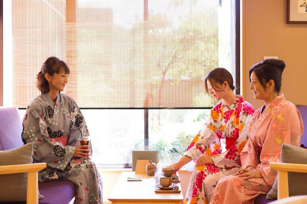 チェックイン / チェックアウト キオスク