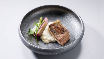 食事・飲み物 / 4