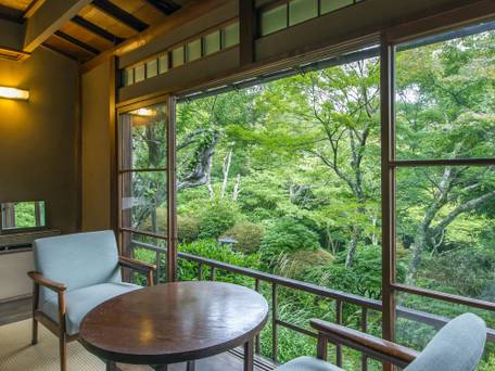 強羅温泉 自家源泉掛け流しの宿 強羅環翠楼 / 1