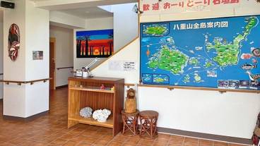 内部エントランス / 2