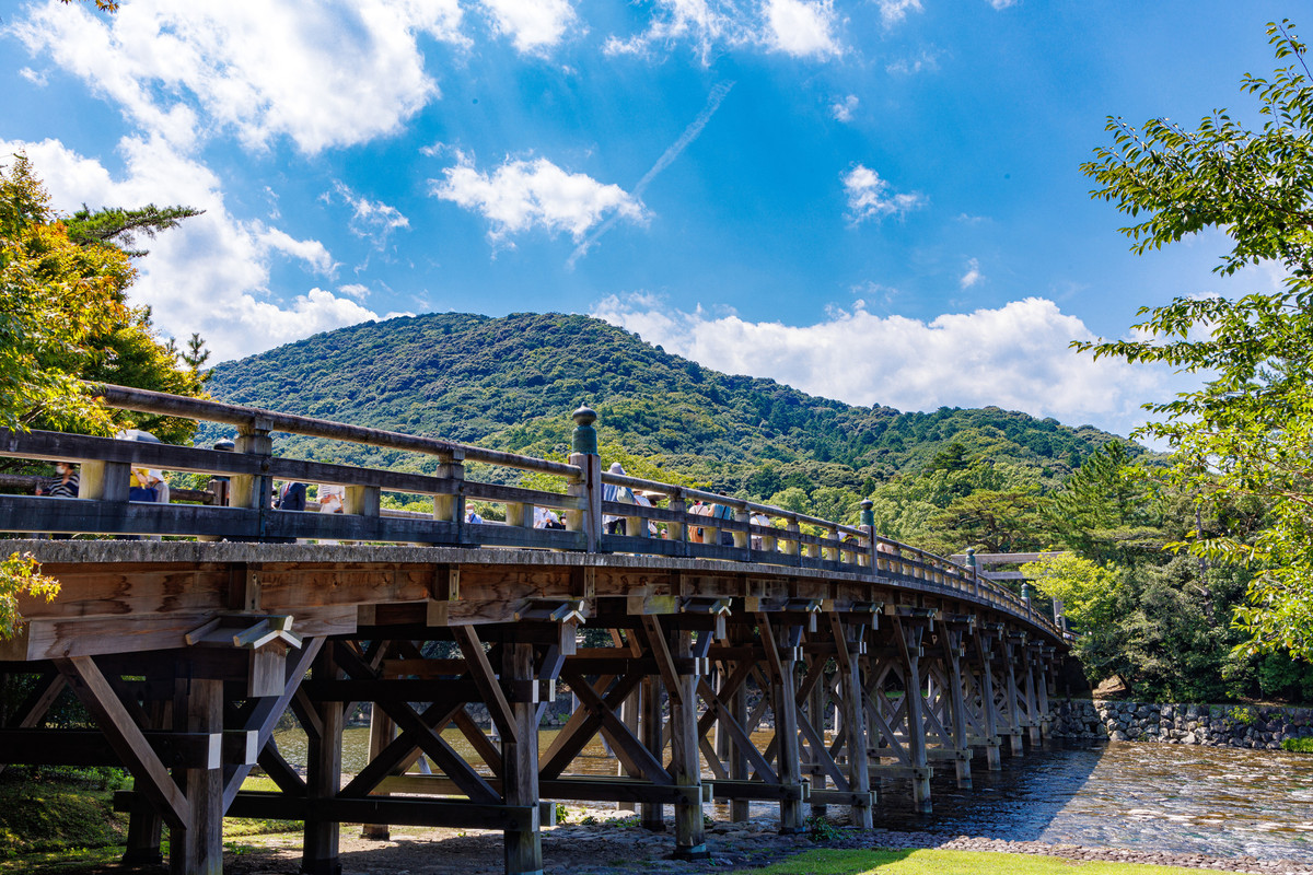 伊勢神宮・内宮への入口 宇治橋