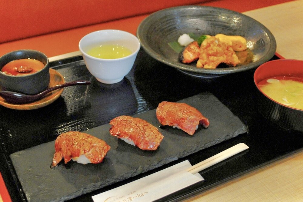 朝食