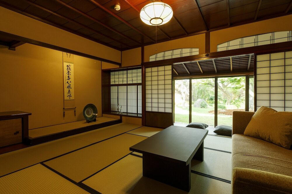 2.専用の庭園＆温泉付きの町家で贅沢ステイ「町家ホテル 町の踊場」3539659