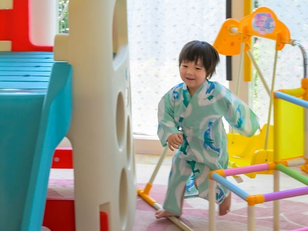 子供用の遊び場 - 屋内