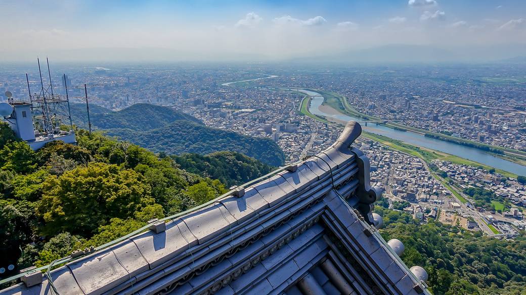 岐阜城から見た岐阜市街と長良川 / 2