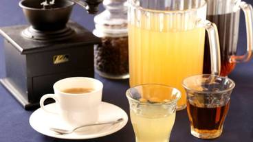 食事・飲み物 / 4