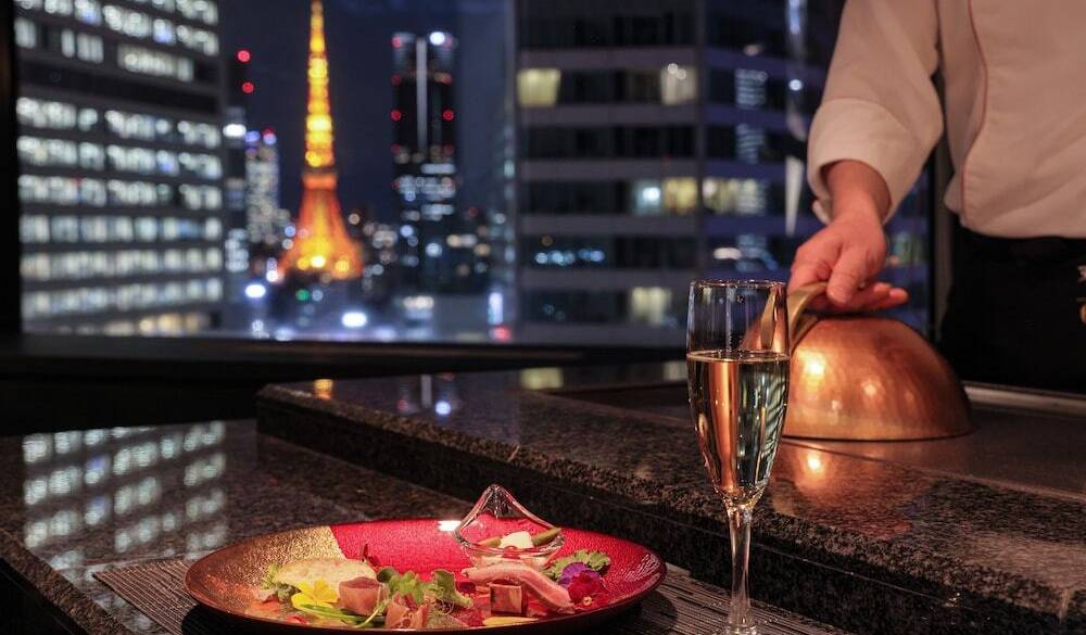 自分へのご褒美は
目にも楽しいディナー / 1