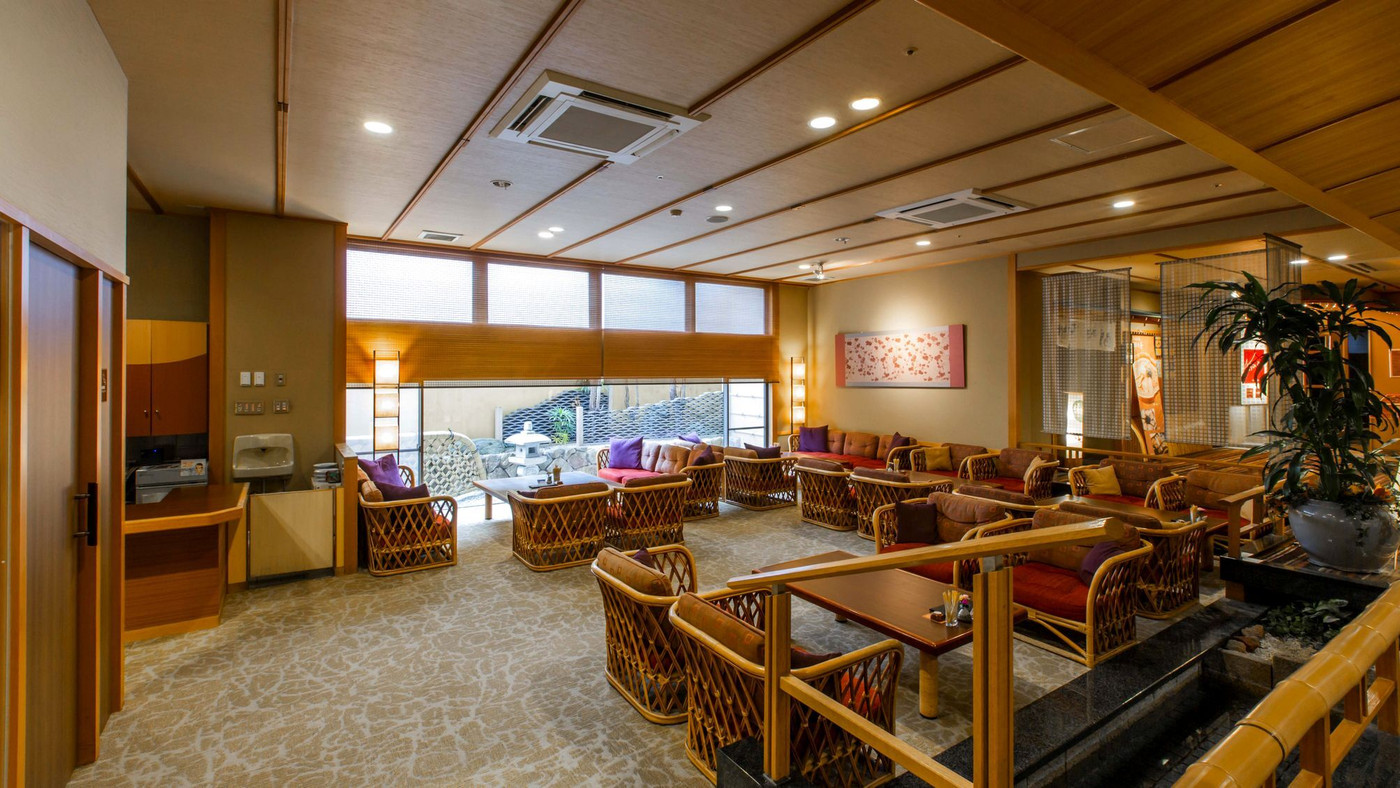 絶景露天風呂も！豊かな空間で充実した滞在を楽しめる老舗温泉宿4065331