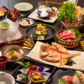 時間を旅する宿　海のはな（静岡県 高級旅館）：月替わりの創作懐石料理には、伊豆の旬の素材や、相模湾近海の新鮮魚介など厳選食材がたっぷり。調理法や盛り付けにも料理長のこだわりが光る。 / 4