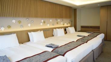 ジュニアスイートルーム／４ベッド仕様 / 9