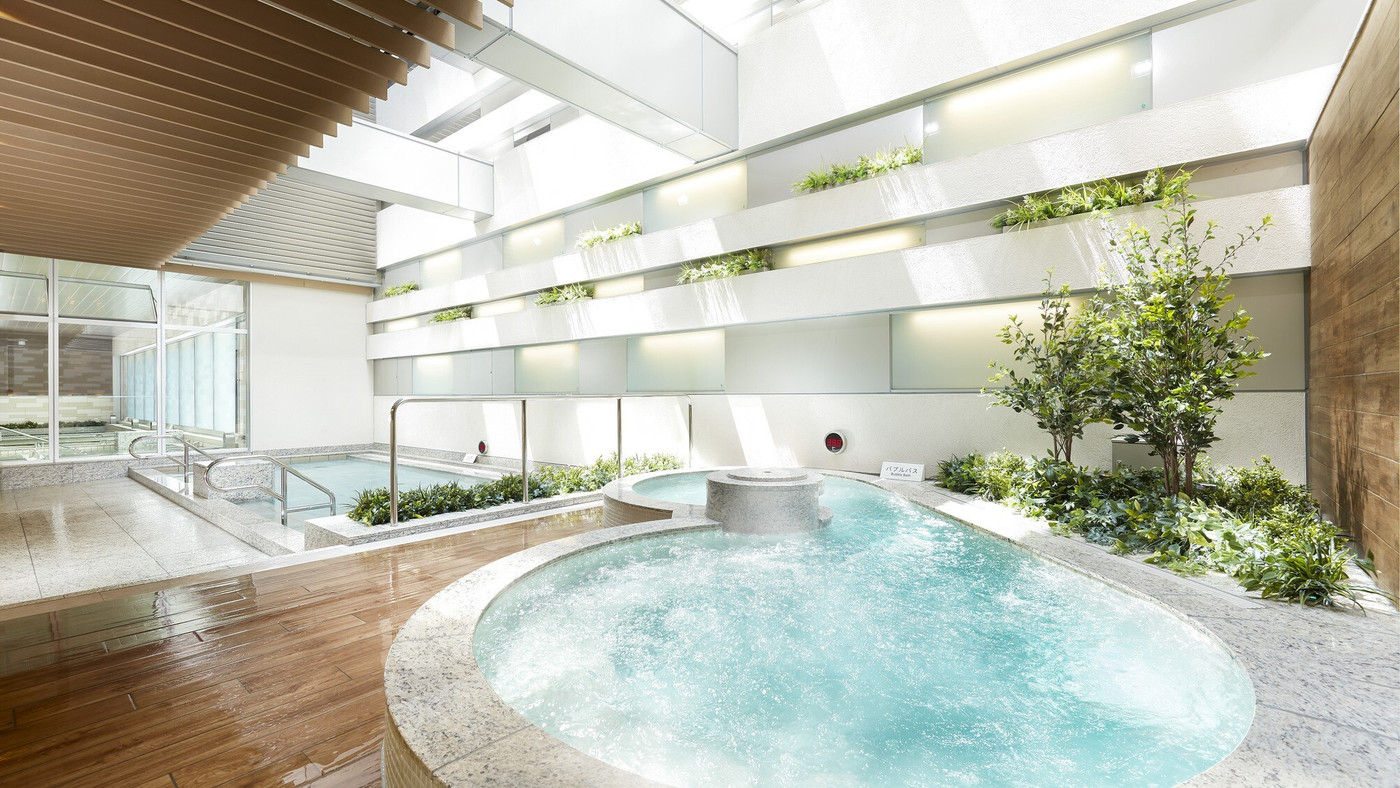 店舗数は200以上！天然温泉も楽しめる「有明ガーデン」内のホテル3849867