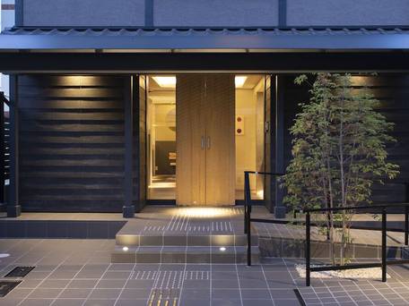 Higashiyama Hills / 1