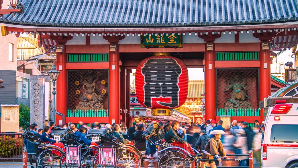 浅草寺の雷門 / 1